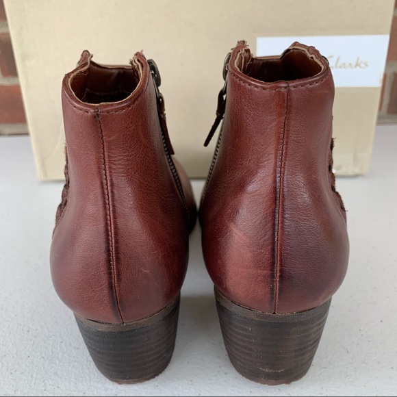Clarks Brown Leather Ankle Booties with Western Flair - Picture 5 of 8